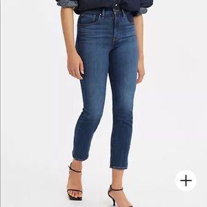 Levi’s 724 high rise straight crop size 27